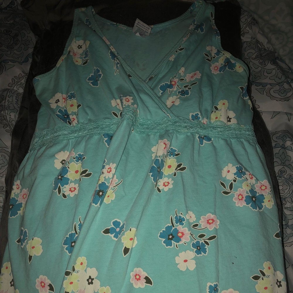 Maternity shirts